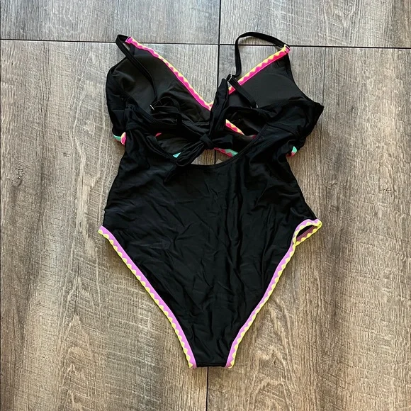 Popvil high waisted swim suite. NWT. Size large. - Picture 5 of 9